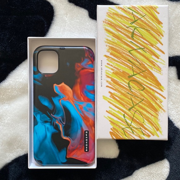 Akna IPhone 11 case - Picture 1 of 3